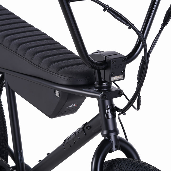 Zooz Electric Bike Ultra Urban Gen 5 Eclipse Black headlight 3/4 view